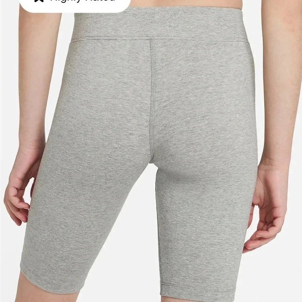 Nike new tags